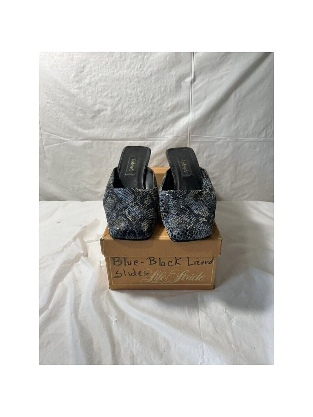 Indeed Savvy Women's Sandals Shoes 9.5 M Mules snake skin